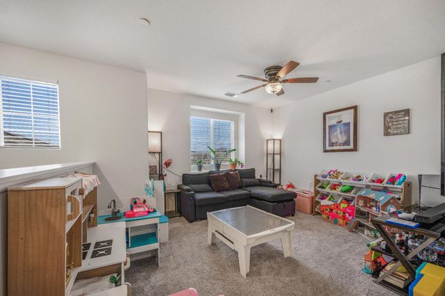 6648 E Washington Avenue, Fresno, CA 93727