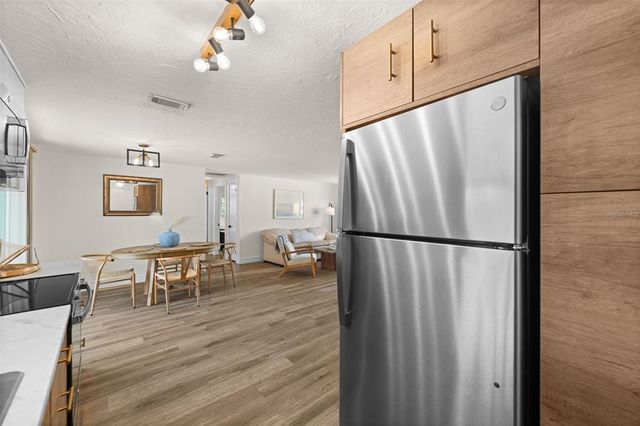 219 CORAL ROAD, Venice, FL 34293
