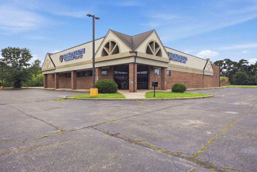 683 E 83rd Street, Bolingbrook, IL 60440 — exterior