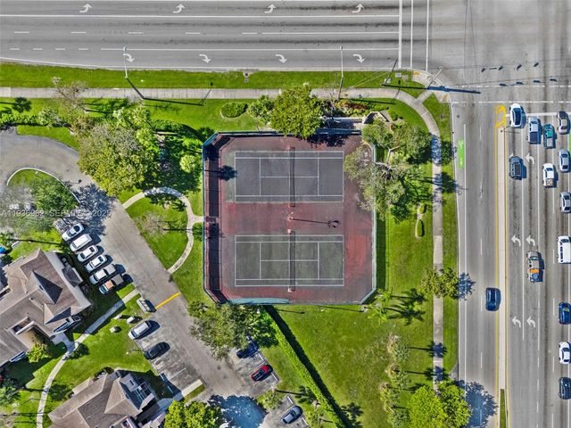 720 Cypress Ln F9, Deerfield Beach, FL 33064