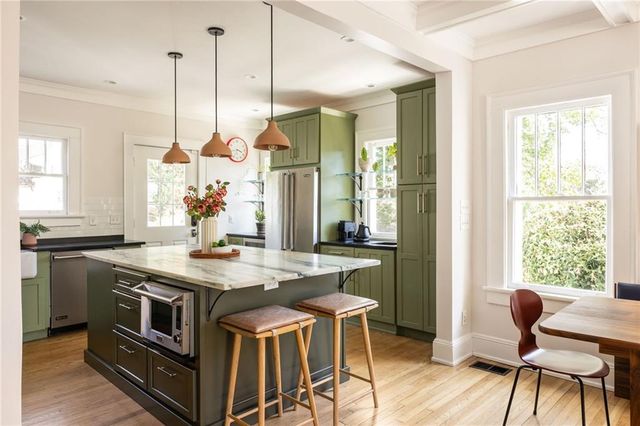 1329 Berwick NE Avenue, Atlanta, GA 30306