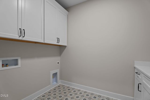 280 Stonewood Loop Lane, Henderson, NC 27537