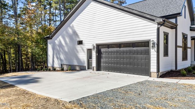 280 Stonewood Loop Lane, Henderson, NC 27537