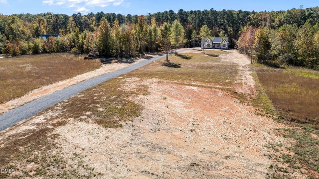 280 Stonewood Loop Lane, Henderson, NC 27537