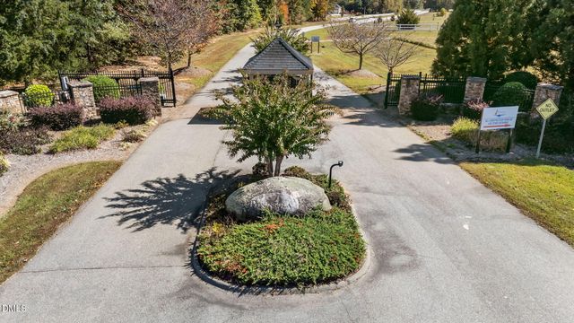 280 Stonewood Loop Lane, Henderson, NC 27537
