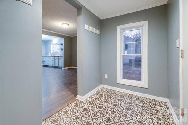 1327 11th Street, Statesville, NC 28677
