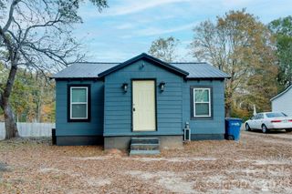 1327 11th Street, Statesville, NC 28677