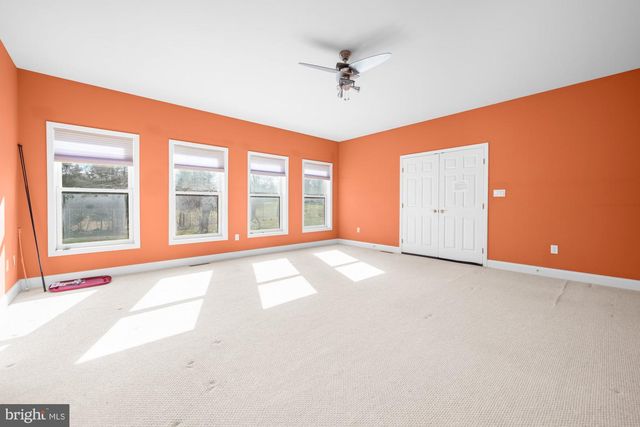 302 N TULPEHOCKEN RD, Reading, PA 19601