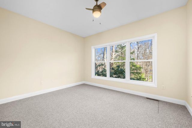 302 N TULPEHOCKEN RD, Reading, PA 19601