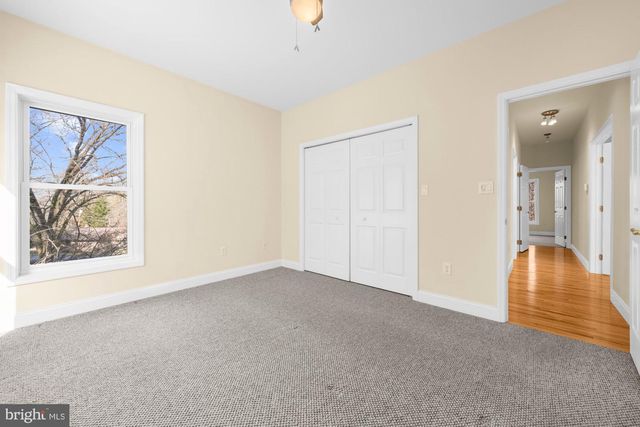 302 N TULPEHOCKEN RD, Reading, PA 19601