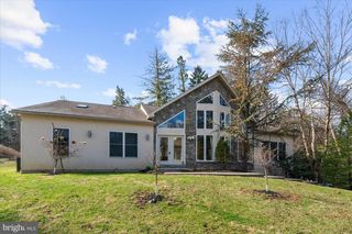 302 N TULPEHOCKEN RD, Reading, PA 19601