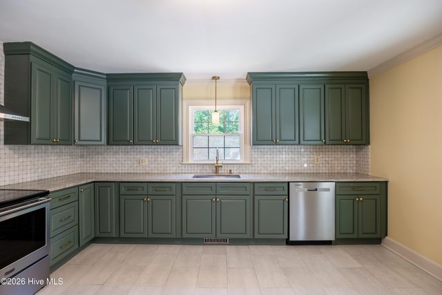 224 S Hillcrest Drive, Goldsboro, NC 27534
