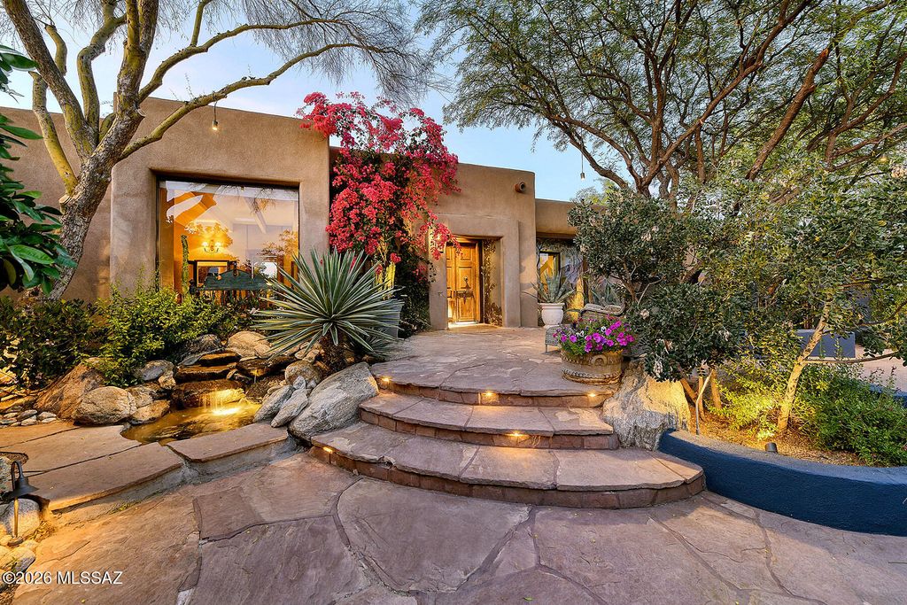 5235 N Vía Entrada, Tucson, AZ 85718