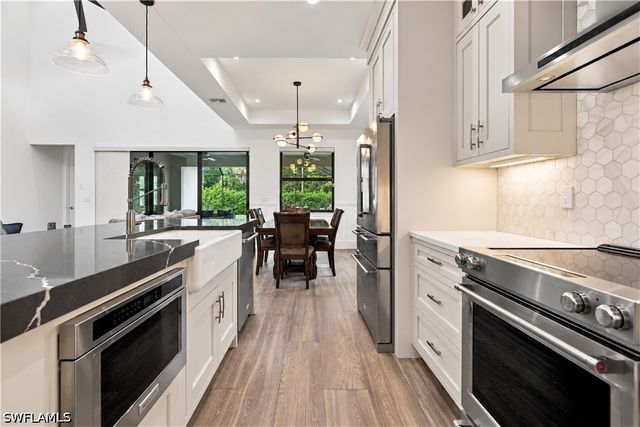 4875 Teak Wood DR, Naples, FL 34119