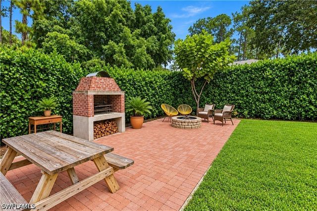 4875 Teak Wood DR, Naples, FL 34119
