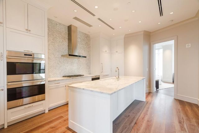 3376 Peachtree NE Road 33A, Atlanta, GA 30326