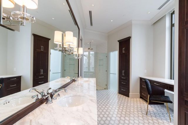 3376 Peachtree NE Road 33A, Atlanta, GA 30326