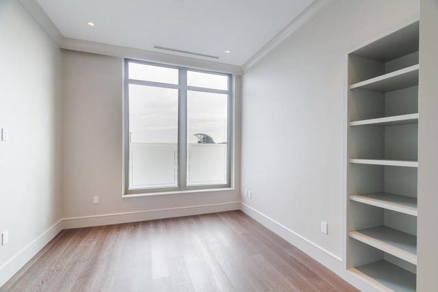 3376 Peachtree NE Road 33A, Atlanta, GA 30326