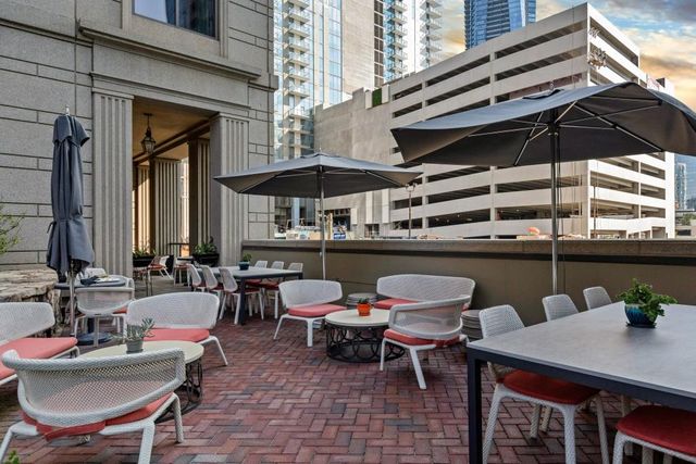 3376 Peachtree NE Road 33A, Atlanta, GA 30326