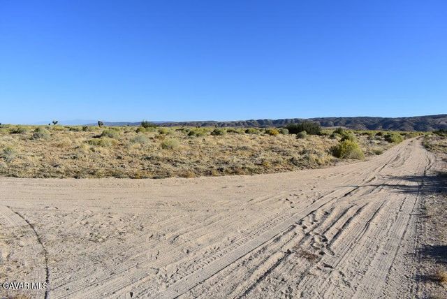 20000 W Ave E, Fairmont, CA 93536