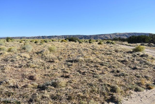 20000 W Ave E, Fairmont, CA 93536