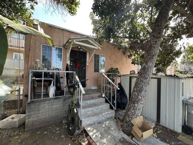 2049 Julian Ave, San Diego, CA 92113