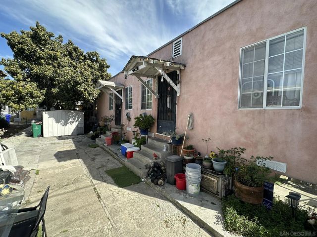 2049 Julian Ave, San Diego, CA 92113