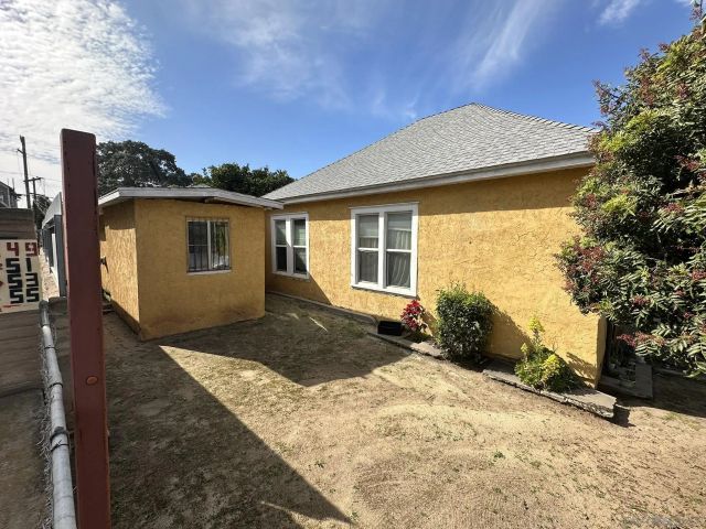 2049 Julian Ave, San Diego, CA 92113