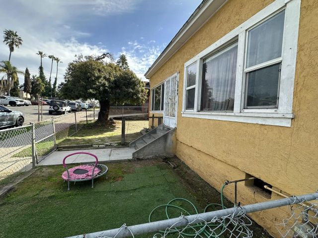 2049 Julian Ave, San Diego, CA 92113