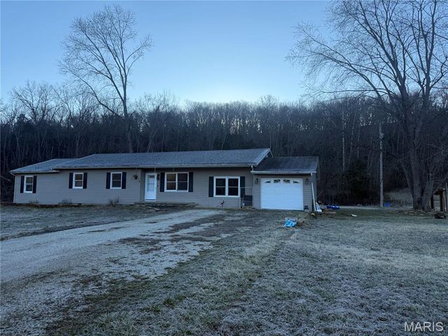 22028 Retro Lane, Waynesville, MO 65583