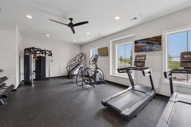 5500 Rolling Hills Parkway, Victoria, MN 55318