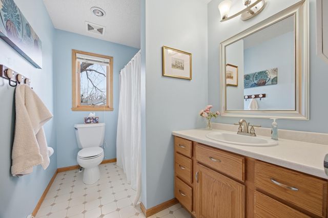 4054 S Rivershore Drive, Moorhead, MN 56560