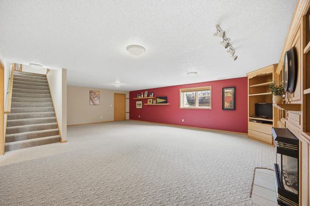 4054 S Rivershore Drive, Moorhead, MN 56560