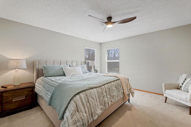 2213 E Spring Hill Dr, Goddard, KS 67052