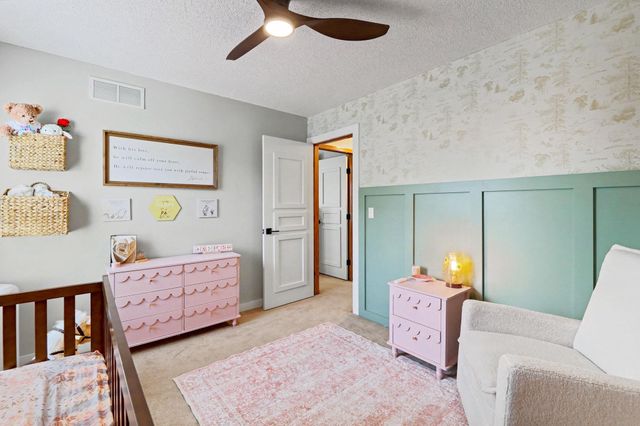 2213 E Spring Hill Dr, Goddard, KS 67052