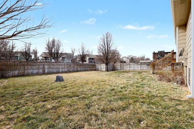 2213 E Spring Hill Dr, Goddard, KS 67052