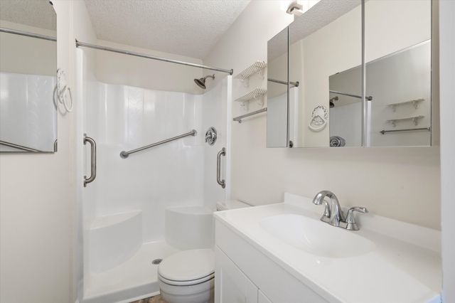 210 White Boulevard, Summerville, SC 29483