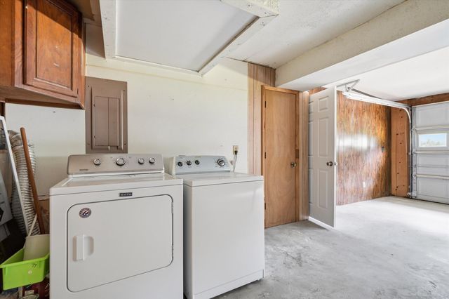 210 White Boulevard, Summerville, SC 29483