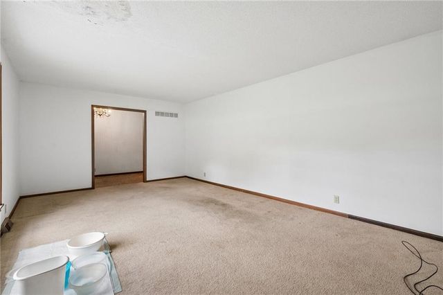 24356 W 55 Street, Shawnee, KS 66226