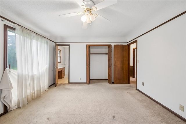 24356 W 55 Street, Shawnee, KS 66226