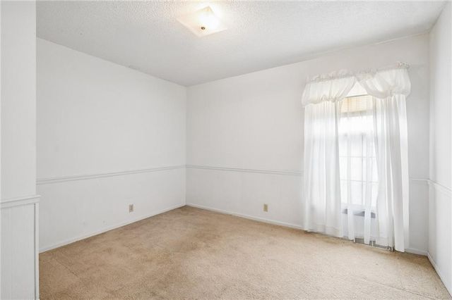 24356 W 55 Street, Shawnee, KS 66226