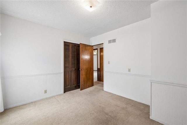 24356 W 55 Street, Shawnee, KS 66226