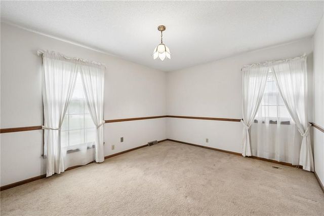 24356 W 55 Street, Shawnee, KS 66226