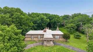 24356 W 55 Street, Shawnee, KS 66226