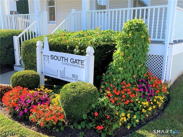 163 South Street 50, Danbury, CT 06810