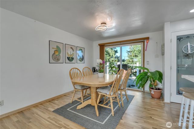 3302 Centennial Way NE, Tacoma, WA 98422