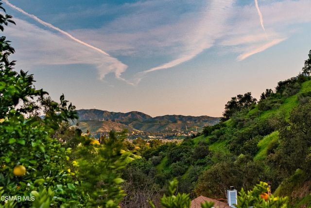 12141 Wildwood Trail, Sylmar, CA 91342