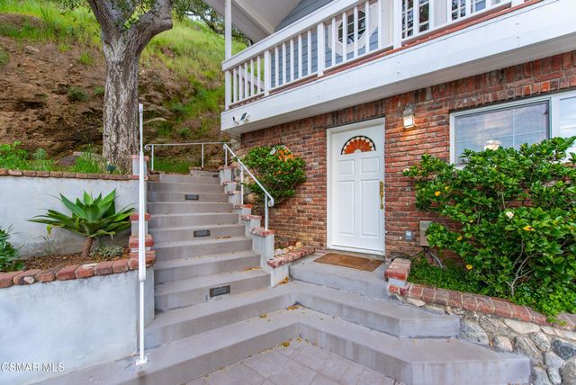 12141 Wildwood Trail, Sylmar, CA 91342