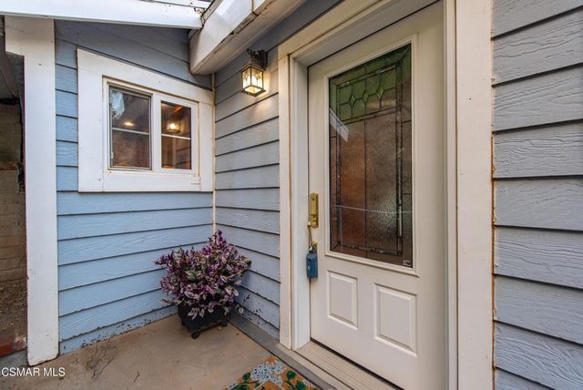 12141 Wildwood Trail, Sylmar, CA 91342