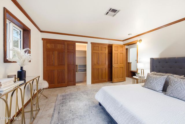 12141 Wildwood Trail, Sylmar, CA 91342